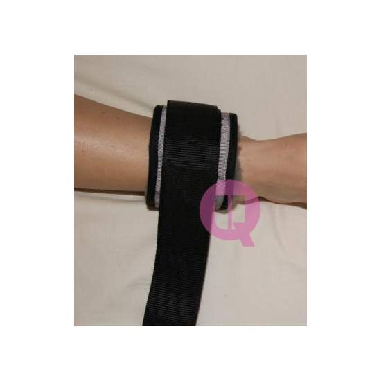 Sujección de piernas en cama de POLIPROPILENO / HEBILLAS