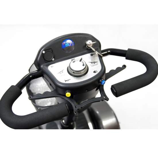 Roller Sterling Sapphire 2 2