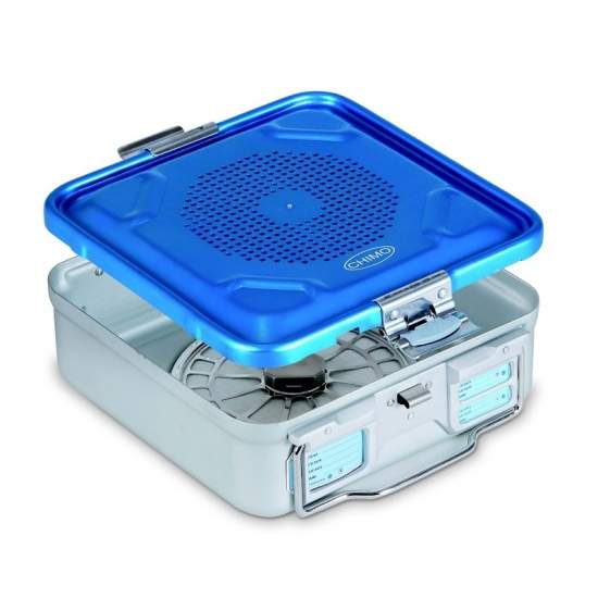 Contenitore di sterilizzazione con coperchio forato in alluminio anodizzato 28,5 x 28 x 13,5 centimetri.