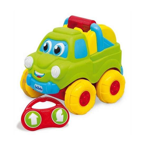 Coche blandito teledirigido adaptado
