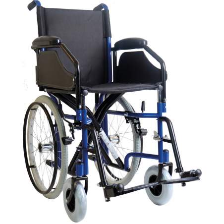 Schmaler Rollstuhl für den Aufzug