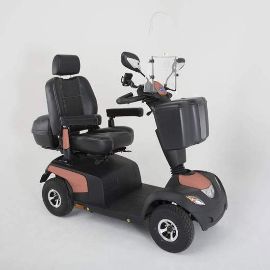 Scooter Comet Pro van Invacare