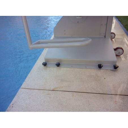 Grúa de piscina Metalu 600