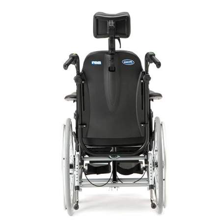 Luta och luta rullstol för placering av Rea Clematis