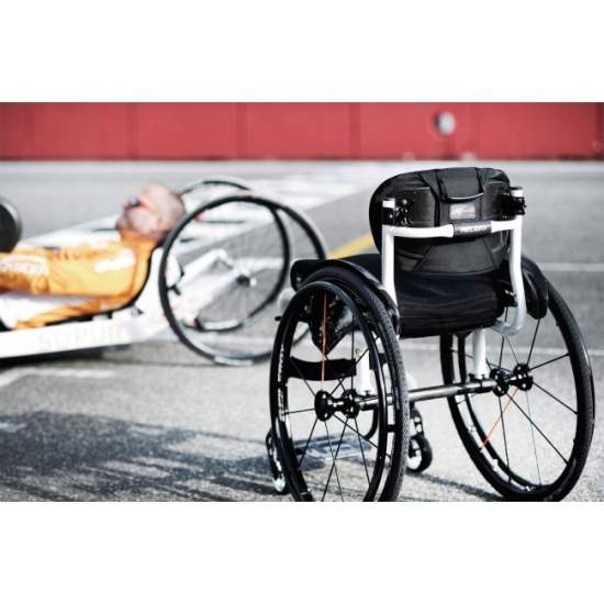 Apoio Jay 3 Carbono 2