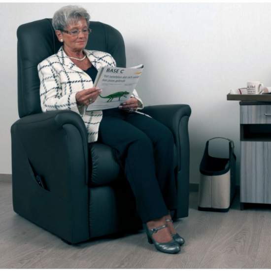 Ontarion lepotuoli ja kahden moottorin nosto 2