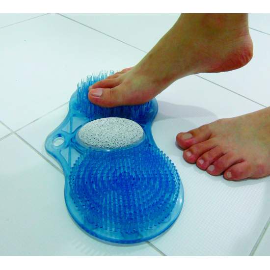 Mouse washed-feet with pumice