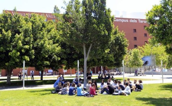sanidad-detecta-en-valencia-un-brote-de-paperas-en-una-decena-de-universitarios-vacunados