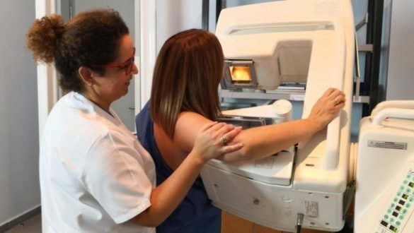 recomiendan-revisiones-cada-dos-anos-a-las-mujeres-que-han-tenido-falsos-positivos-en-una-mamografia