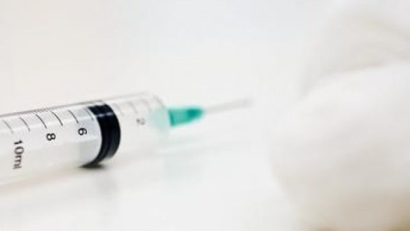 la-agencia-de-investigacion-contra-el-cancer-insiste-en-la-eficacia-y-seguridad-de-la-vacuna-contra-el-virus-del-papiloma