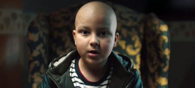 Álvaro, un niño con cáncer que lanza un mensaje positivo