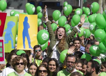 miles-de-personas-salen-a-la-calle-en-madrid-contra-el-aborto