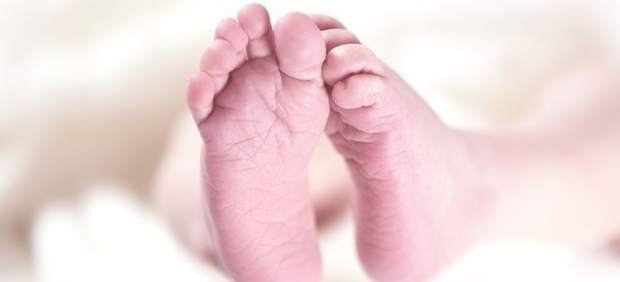 Bebé, recién nacido, pies
