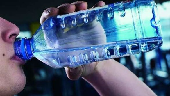 muere-de-un-infarto-por-beber-agua-helada-despues-de-hacer-ejercicio