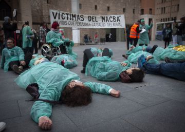 vecinos-y-entidades-protestan-por-el-cap-del-raval-el-macba-dana-la-salud