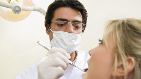 odontologia-8216low-cost8217-los-peligros-de-comprar-aparatos-y-tratamientos-dentales-por-internet-o-a-precio-de-saldo