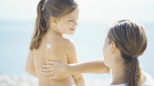 como-tomar-el-sol-de-forma-segura-diez-consejos-para-el-buen-uso-de-las-cremas-solares