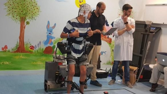 presentan-un-exoesqueleto-para-ninos-con-paralisis-que-obedece-a-las-ordenes-del-cerebro