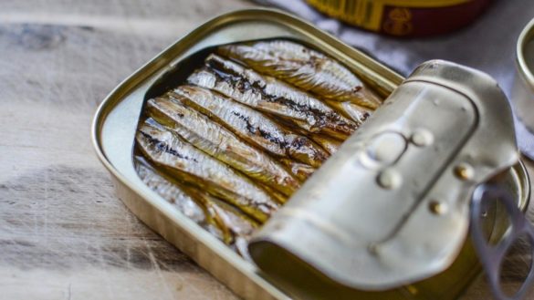 sanidad-alerta-de-la-presencia-de-sulfitos-no-declarados-en-sardinas-ahumadas-procedentes-de-valencia