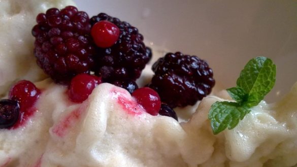no-te-prives-de-tomar-postre-en-verano-placeres-saludables-que-permiten-mantener-la-linea