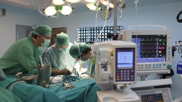 las-comunidades-destinan-cada-vez-mas-dinero-y-recursos-a-privatizar-la-sanidad
