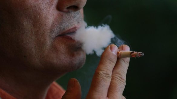 la-sanidad-publica-financiara-por-primera-vez-un-medicamento-para-dejar-de-fumar