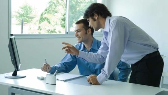 las-oficinas-deben-estar-bien-ventiladas-para-evitar-que-haya-compuestos-volatiles-contaminantes-en-el-aire