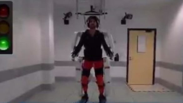 crean-un-exoesqueleto-para-tetraplejicos-controlado-por-el-cerebro-que-permite-mover-piernas-y-brazos
