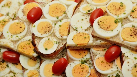 12-alimentos-que-no-deberiamos-meter-nunca-al-microondas