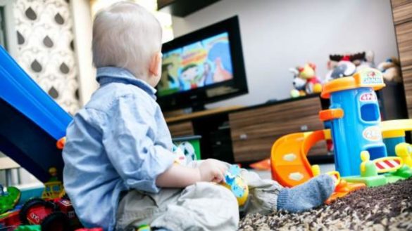 el-consumo-de-television-es-el-habito-que-mas-fomenta-la-obesidad-en-la-ninez