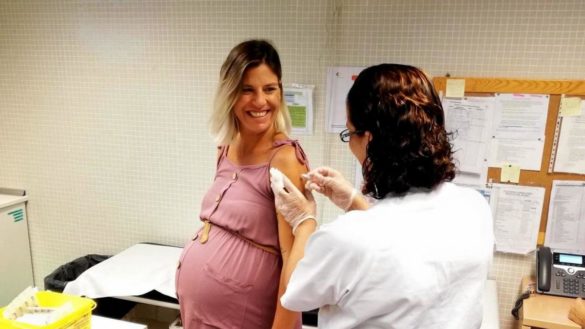 la-vacuna-de-la-gripe-en-embarazadas-un-regalo-para-madre-e-hijo