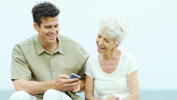 aplicaciones-moviles-que-pueden-ayudar-a-los-pacientes-de-demencia-o-alzheimer-y-a-sus-cuidadores