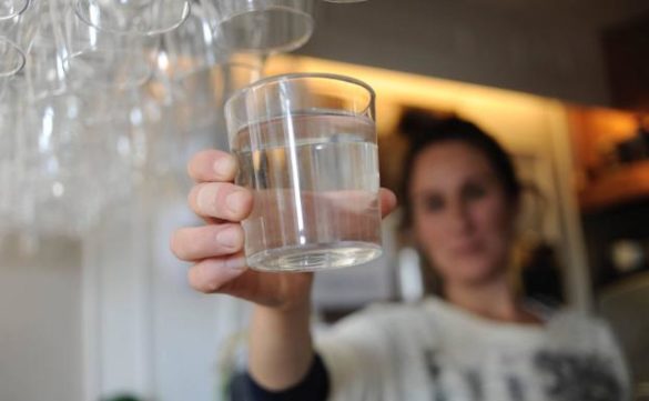 un-quimico-presente-en-el-agua-potable-tras-el-5-de-los-canceres-de-vejiga-de-los-europeos