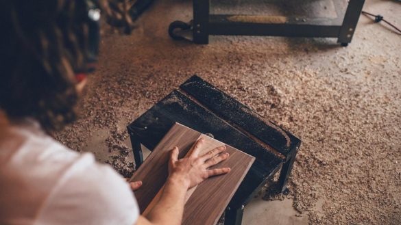 hobbies-como-el-bricolaje-la-restauracion-o-la-pintura-aumentan-el-riesgo-de-sufrir-cancer-de-pulmon