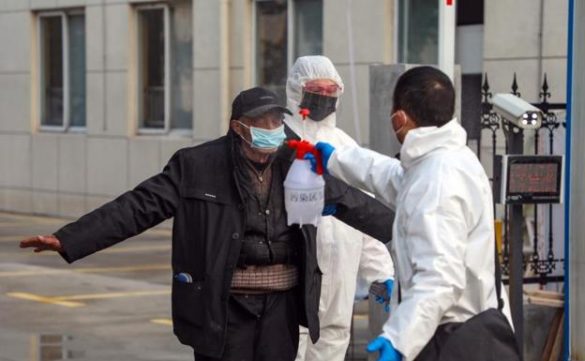 las-autoridades-chinas-elevan-a-427-los-fallecidos-por-el-coronavirus