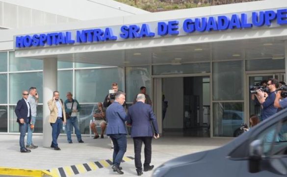 el-ingresado-por-coronavirus-en-la-gomera-mantiene-su-buen-estado-de-salud