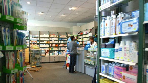 inquietud-en-las-farmacias-ante-el-impacto-del-plan-de-sanidad-para-proteger-al-paciente-de-pseudoterapias