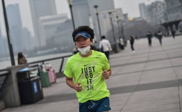 china-suaviza-la-restriccion-de-movimientos-en-el-pais-ante-el-descenso-de-contagios