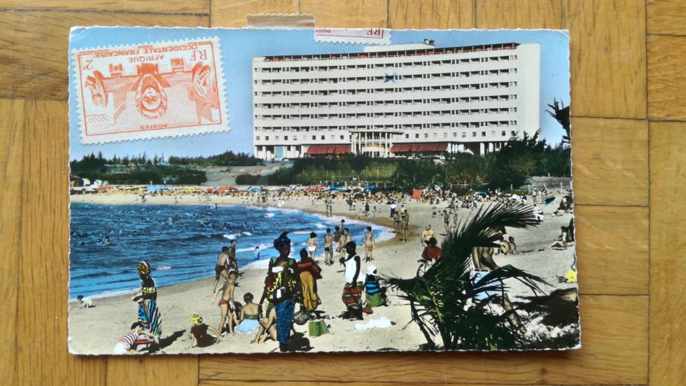 Una de las postales.