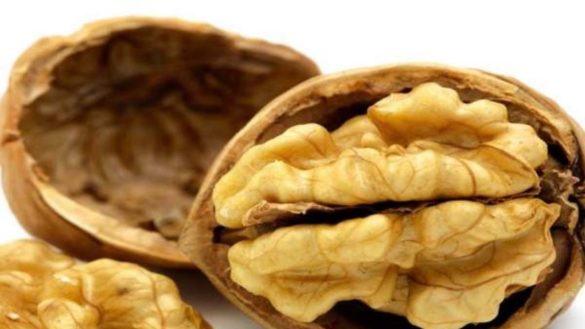 otro-estudio-insiste-en-que-comer-nueces-contribuye-a-la-salud-y-la-longevidad