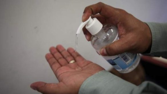 por-que-no-deberias-crear-tu-propio-gel-desinfectante-de-manos