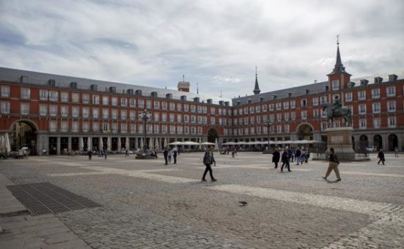 nadie-quiere-hacerse-fotos-en-la-puerta-del-sol