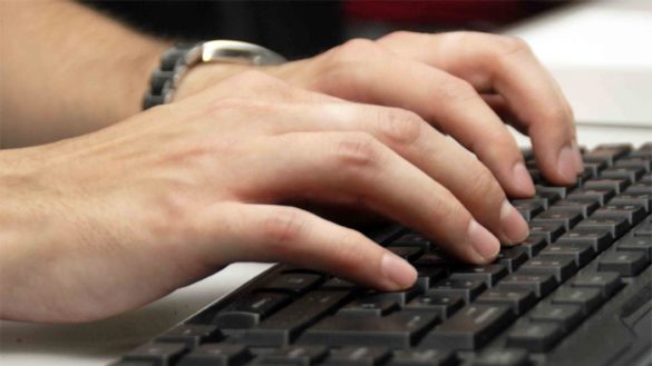 como-desinfectar-el-teclado-del-ordenador