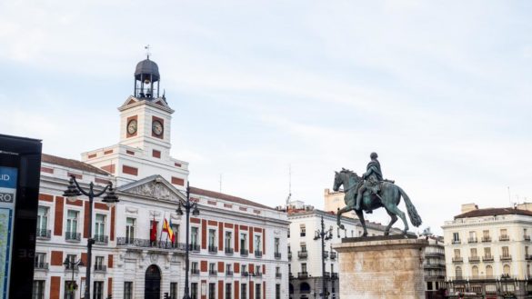 tener-una-rutina-fomentar-la-empatia-evitar-la-sobreinformacion8230-como-afrontar-el-confinamiento-por-el-covid-19