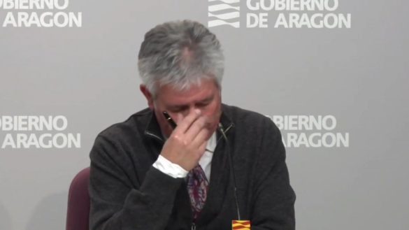el-gerente-del-salud-aragones-se-emociona-al-agradecer-las-donaciones-de-mascarillas