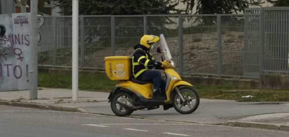 la-asociacion-de-medios-de-informacion-condena-la-decision-de-correos-de-no-distribuir-suscripciones-a-domicilio