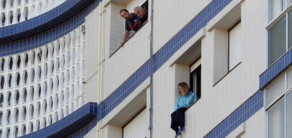 los-expertos-alertan-de-que-un-confinamiento-drastico-puede-aumentar-los-suicidios