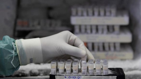 los-riesgos-de-la-hidroxicloroquina-el-farmaco-contra-la-malaria-y-el-lupus-que-algunos-usan-contra-la-covid-19