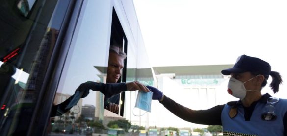 el-gobierno-obliga-a-llevar-mascarillas-en-transporte-publico-a-partir-del-lunes