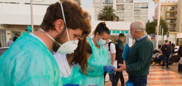 el-coronavirus-deja-185-nuevos-fallecidos-y-repunta-la-cifra-de-contagios